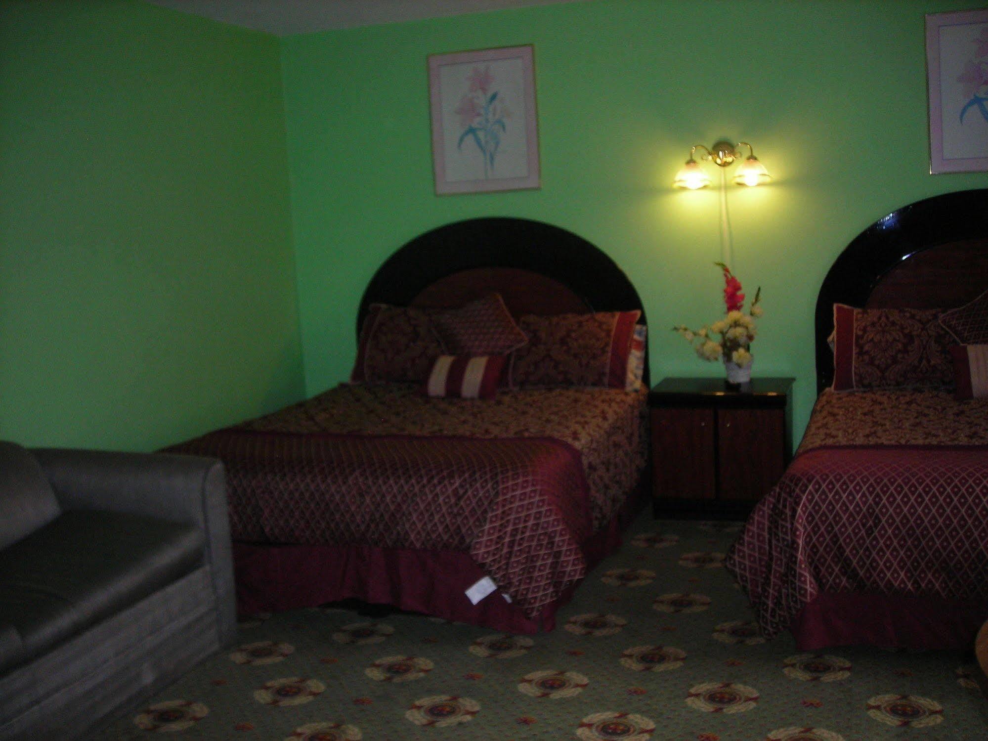 ויסקונסין דלס Deer Trail Motel מראה חיצוני תמונה