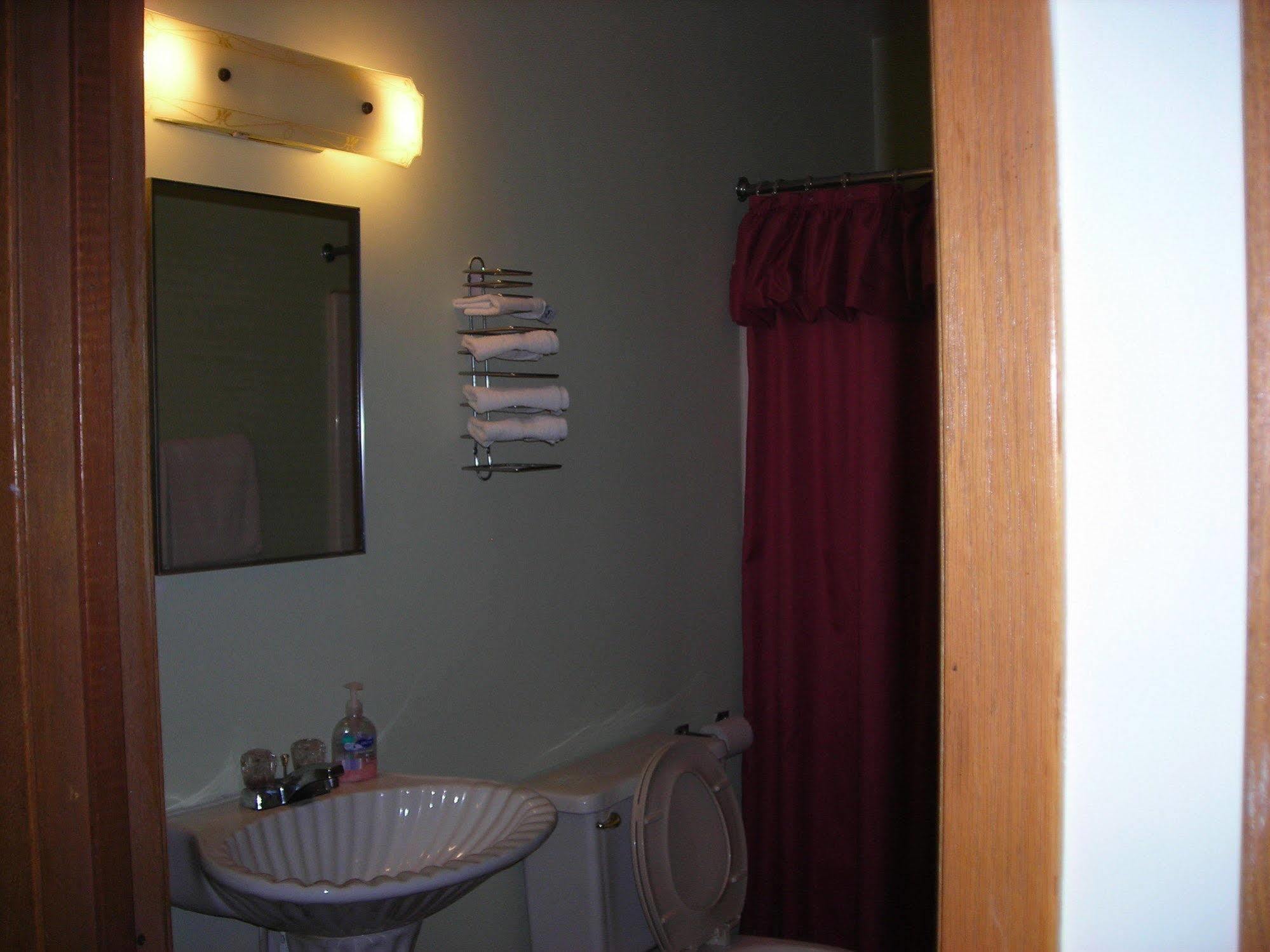 ויסקונסין דלס Deer Trail Motel מראה חיצוני תמונה